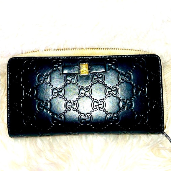 - Authentic Ultra Rare Gucci Leather Wallet. - Picture 13 of 15